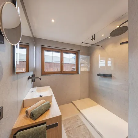 Ausserwieserhof Farma