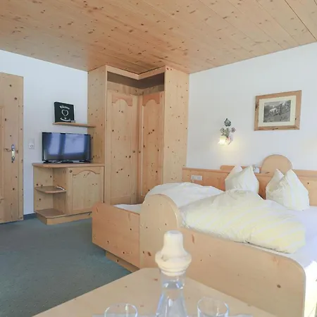 Ausserwieserhof Farm stay